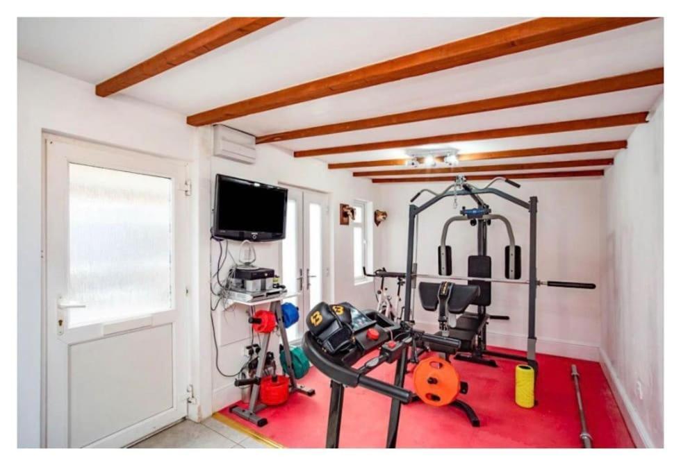 2 Bed - Walking Distance To Harry Potter Studio Watford  Kültér fotó